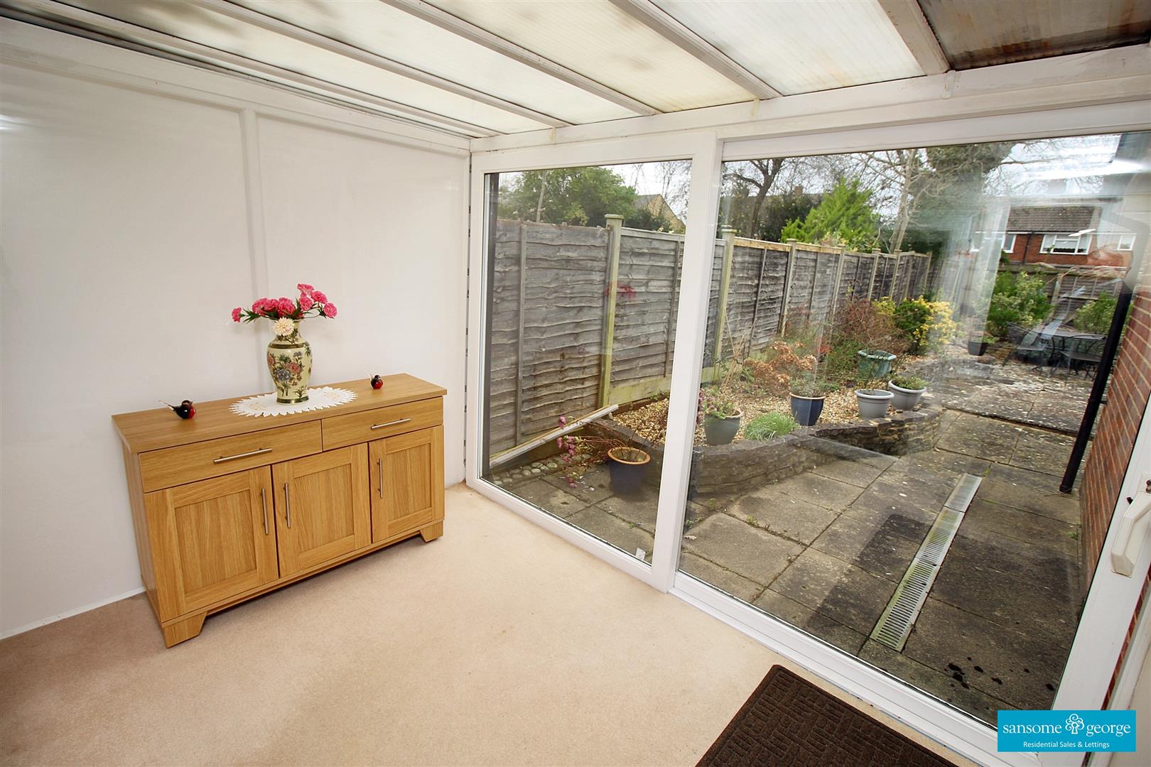 Eastbury Avenue, Tilehurst, Reading